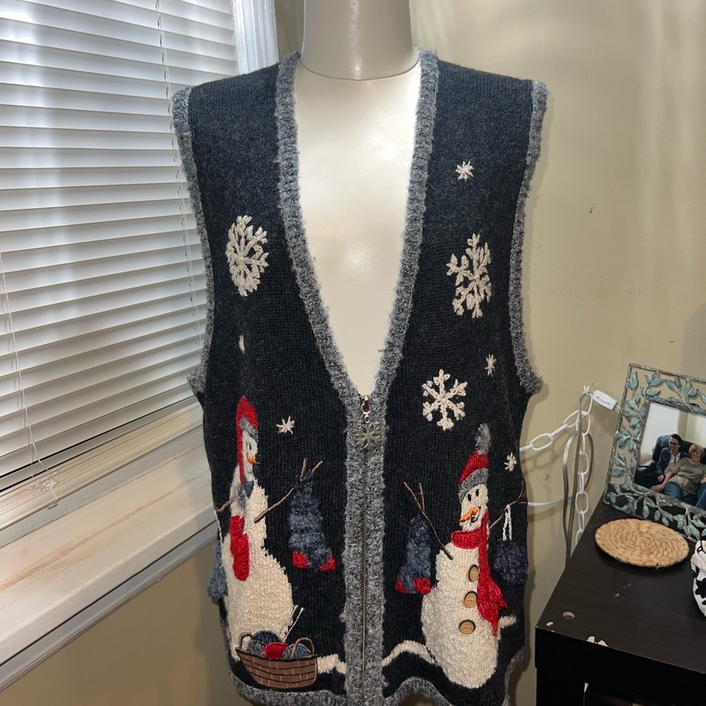 Snowman and Snowflake Knit‎ Vest - Gray